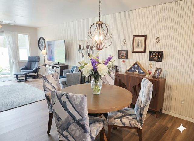 2125 ABBEY ROAD, New London, WI 54961