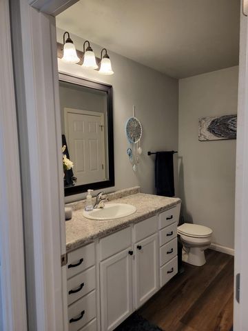 2125 ABBEY ROAD, New London, WI 54961