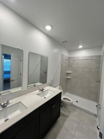 110 KAYAK AVENUE, Haines City, FL 33844