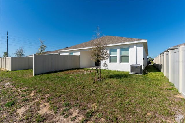110 KAYAK AVENUE, Haines City, FL 33844