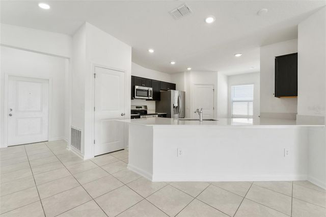 110 KAYAK AVENUE, Haines City, FL 33844
