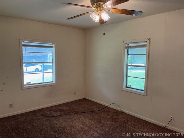 340 N Oak Street, Dewey, OK 74029