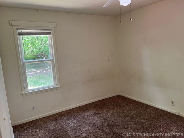 340 N Oak Street, Dewey, OK 74029
