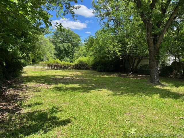 340 N Oak Street, Dewey, OK 74029