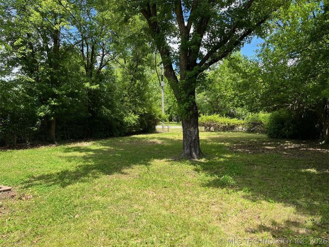 340 N Oak Street, Dewey, OK 74029