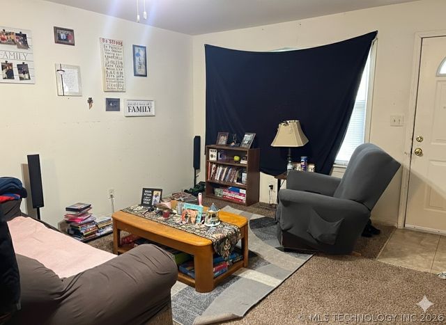 340 N Oak Street, Dewey, OK 74029