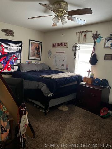 340 N Oak Street, Dewey, OK 74029