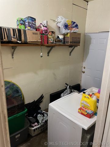 340 N Oak Street, Dewey, OK 74029