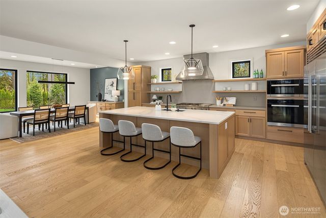 20300 166th Avenue NE, Woodinville, WA 98072