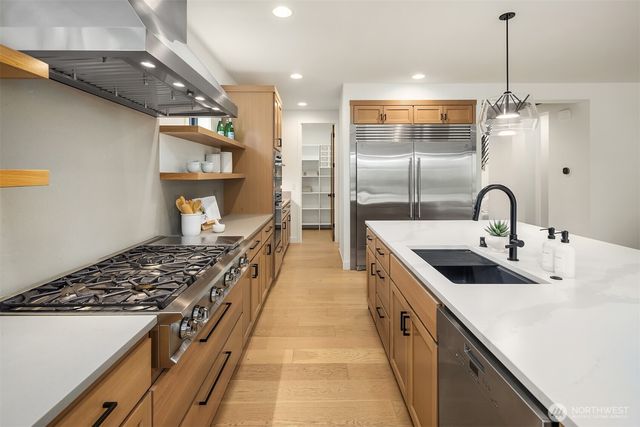 20300 166th Avenue NE, Woodinville, WA 98072