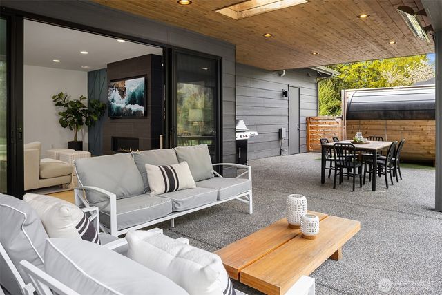 20300 166th Avenue NE, Woodinville, WA 98072