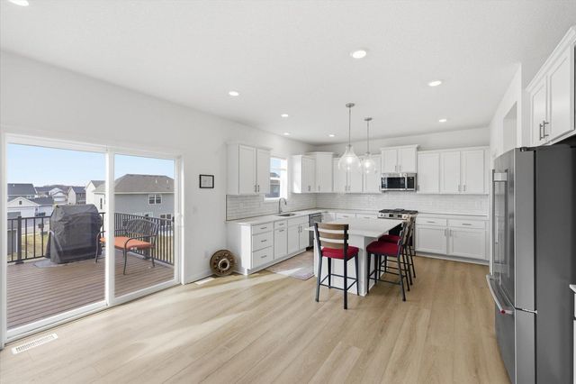 535 Rolling Hills Lane, Delano, MN 55328