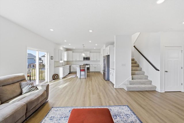 535 Rolling Hills Lane, Delano, MN 55328