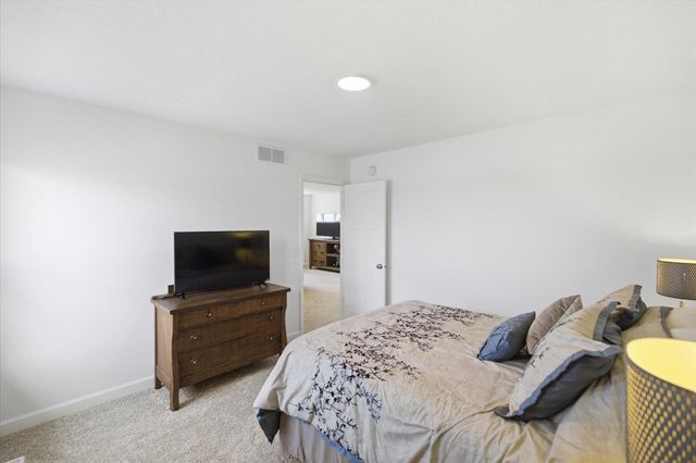 535 Rolling Hills Lane, Delano, MN 55328