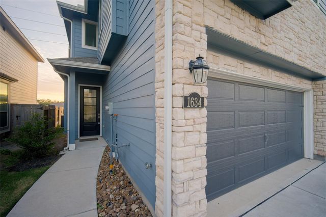 1634 Ryon Falls Drive, Richmond, TX 77469