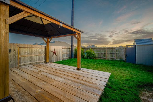 1634 Ryon Falls Drive, Richmond, TX 77469
