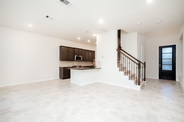 1634 Ryon Falls Drive, Richmond, TX 77469
