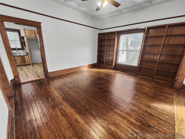 611 Goingsnake Street, Tahlequah, OK 74464