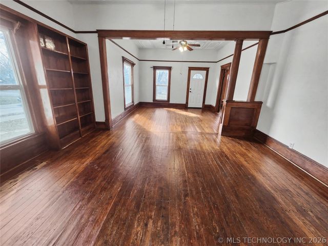 611 Goingsnake Street, Tahlequah, OK 74464