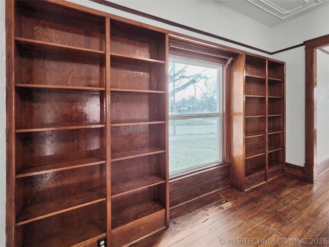 611 Goingsnake Street, Tahlequah, OK 74464