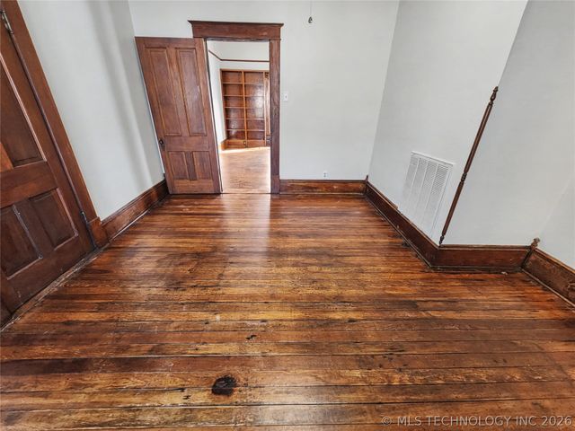 611 Goingsnake Street, Tahlequah, OK 74464