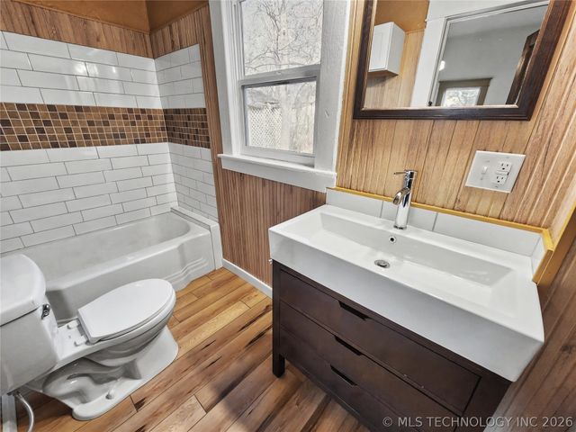 611 Goingsnake Street, Tahlequah, OK 74464