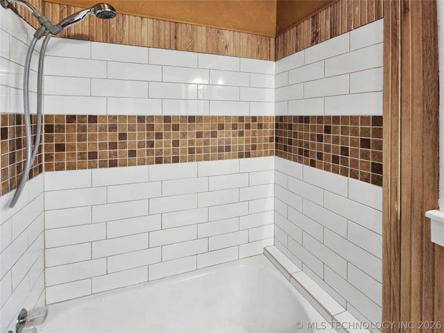 611 Goingsnake Street, Tahlequah, OK 74464