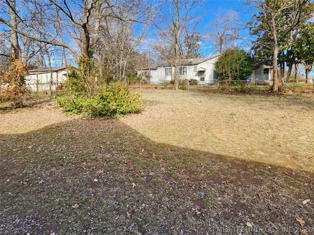 611 Goingsnake Street, Tahlequah, OK 74464