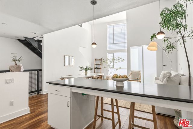 1933 W Kingston Place, Los Angeles, CA 90026