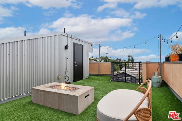 1933 W Kingston Place, Los Angeles, CA 90026