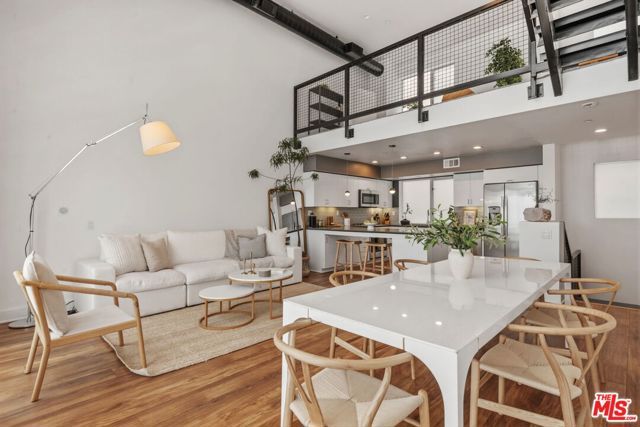 1933 W Kingston Place, Los Angeles, CA 90026