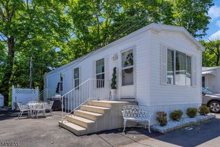 9 White Birch Park, Hampton Boro, NJ 08827