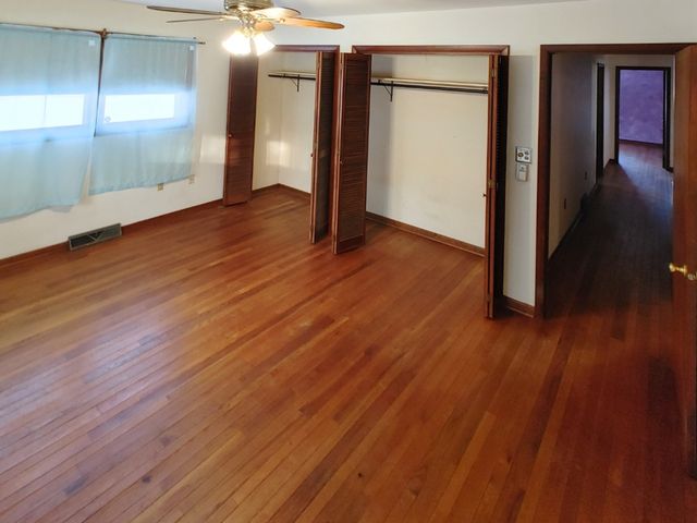 2585 S Jugtown Road, Coal City, IL 60416