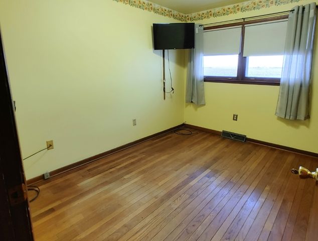 2585 S Jugtown Road, Coal City, IL 60416