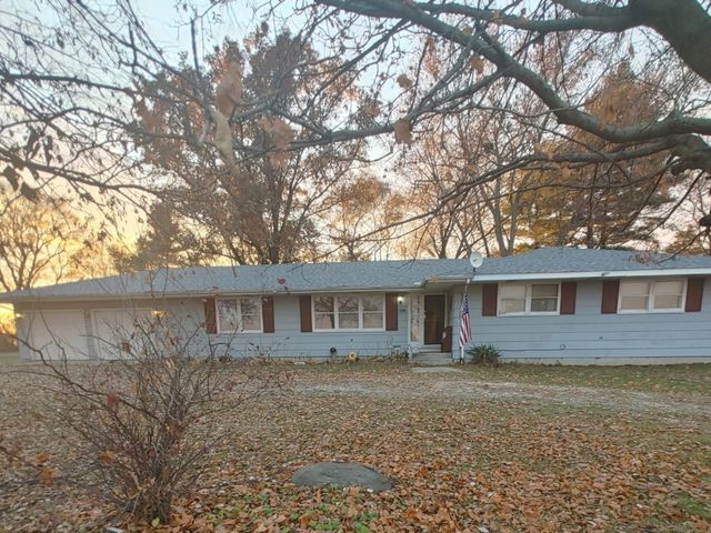 2585 S Jugtown Road, Coal City, IL 60416