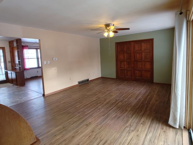 2585 S Jugtown Road, Coal City, IL 60416