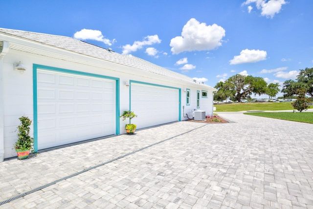1148 BAHIA HONDA KEY DRIVE, Lady Lake, FL 32159