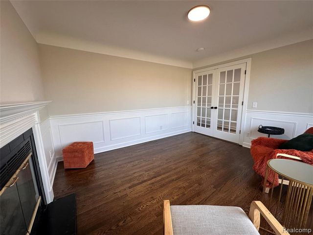 16970 Park Lane, Fraser, MI 48026