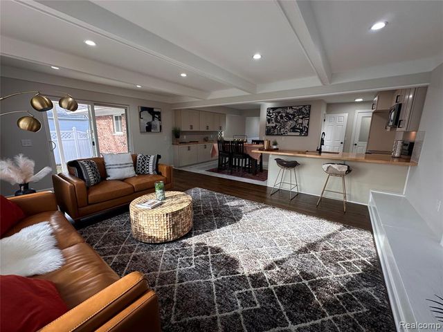 16970 Park Lane, Fraser, MI 48026