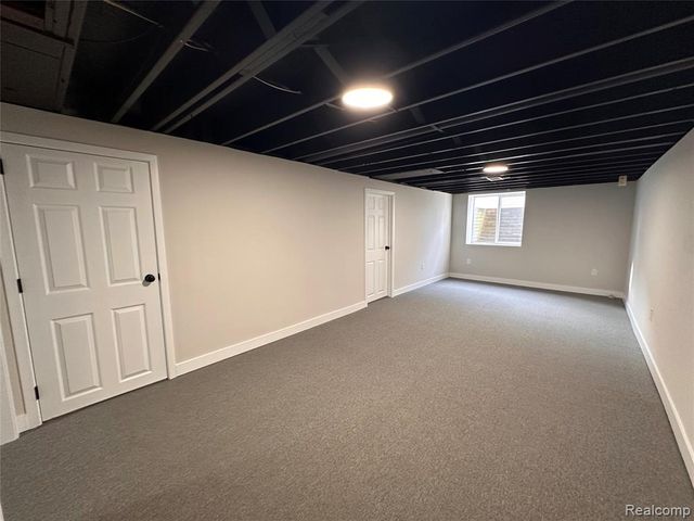 16970 Park Lane, Fraser, MI 48026