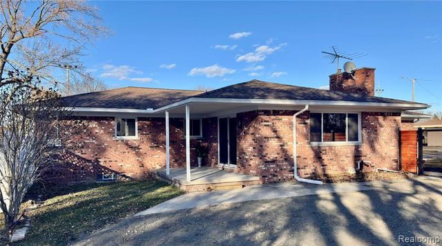 16970 Park Lane, Fraser, MI 48026