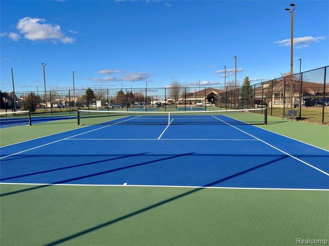 16970 Park Lane, Fraser, MI 48026