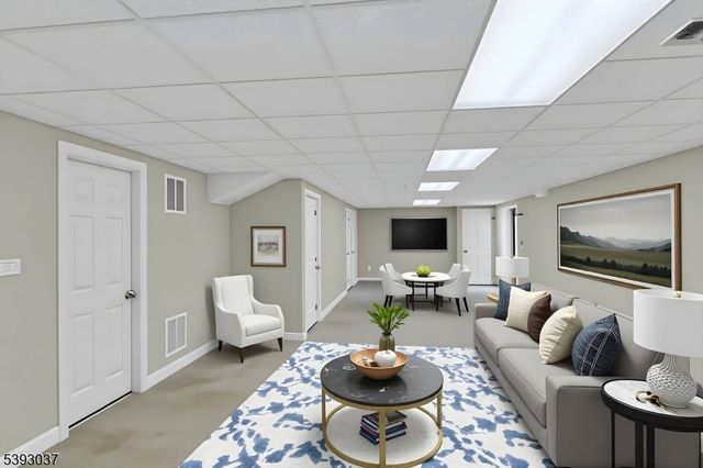 1 Surrey Ln, West Amwell Twp., NJ 08530