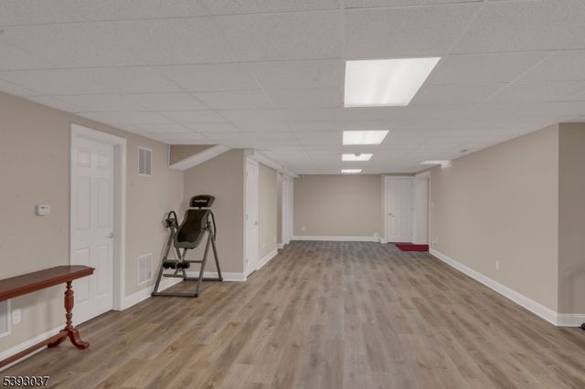 1 Surrey Ln, West Amwell Twp., NJ 08530