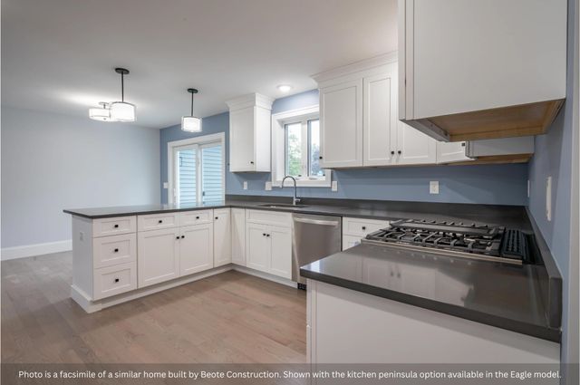 21 Wilderness Drive, Nashua, NH 03062