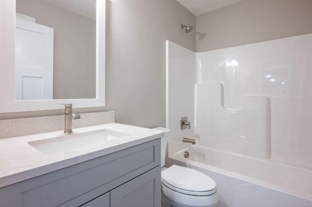 21 Wilderness Drive, Nashua, NH 03062