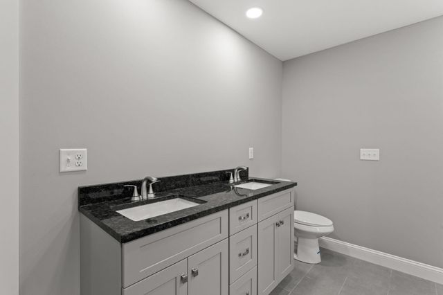 593 Cohas Avenue, Manchester, NH 03109