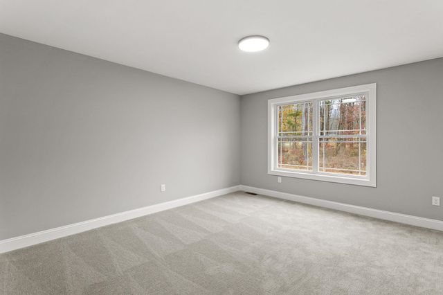 593 Cohas Avenue, Manchester, NH 03109