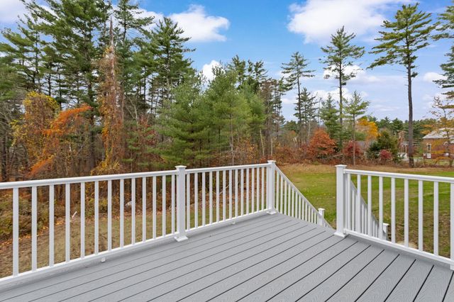 593 Cohas Avenue, Manchester, NH 03109