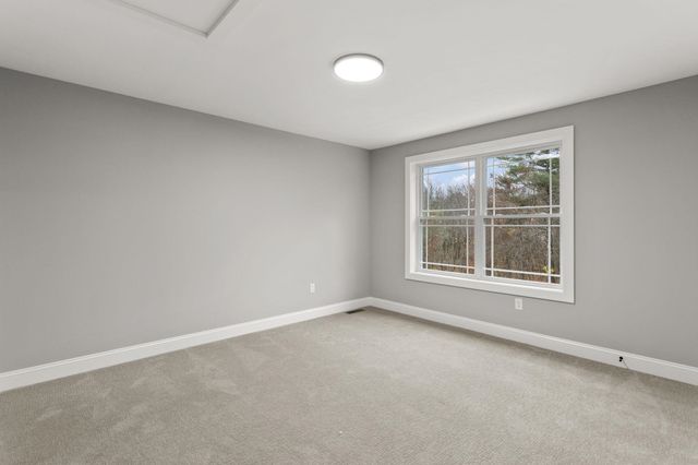 593 Cohas Avenue, Manchester, NH 03109